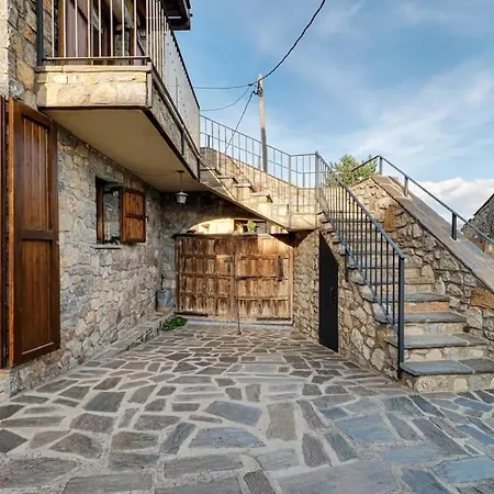 Cal Cente D'isovol - Mountain House With Garden And Views Isobol