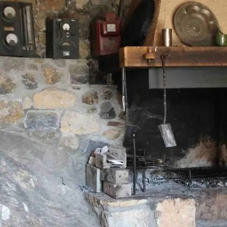 Cal Cente D'isovol - Mountain House With Garden And Views * Isobol